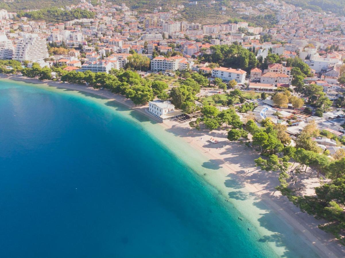 Apartments And Room Nevenka Makarska Exterior foto